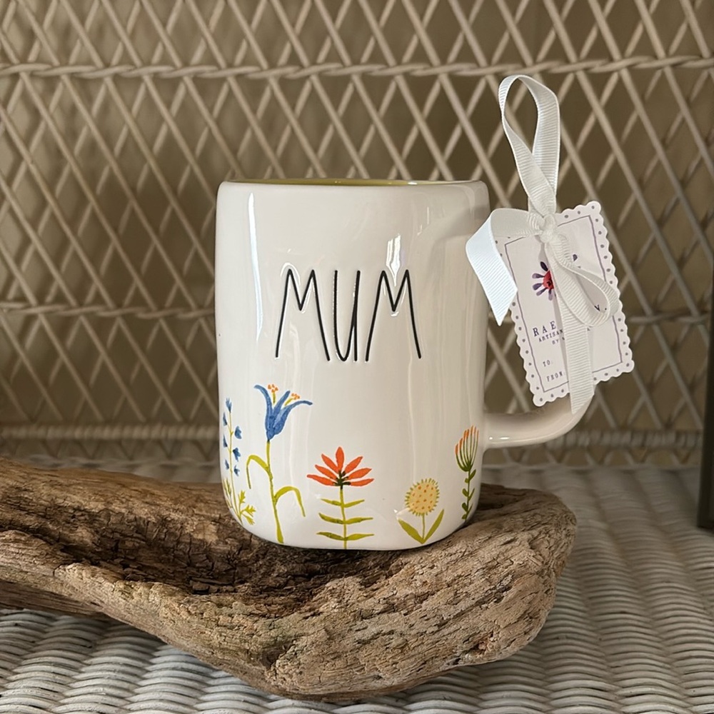 Rae Dunn Mum coffee/tea mug
